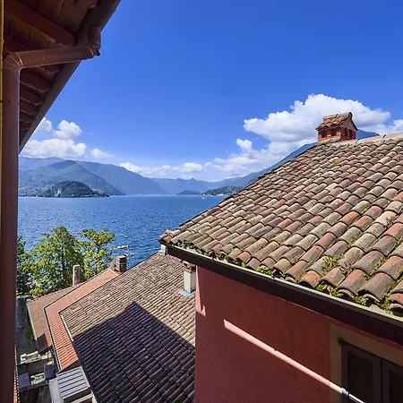 Marina House Апартаменты Варенна